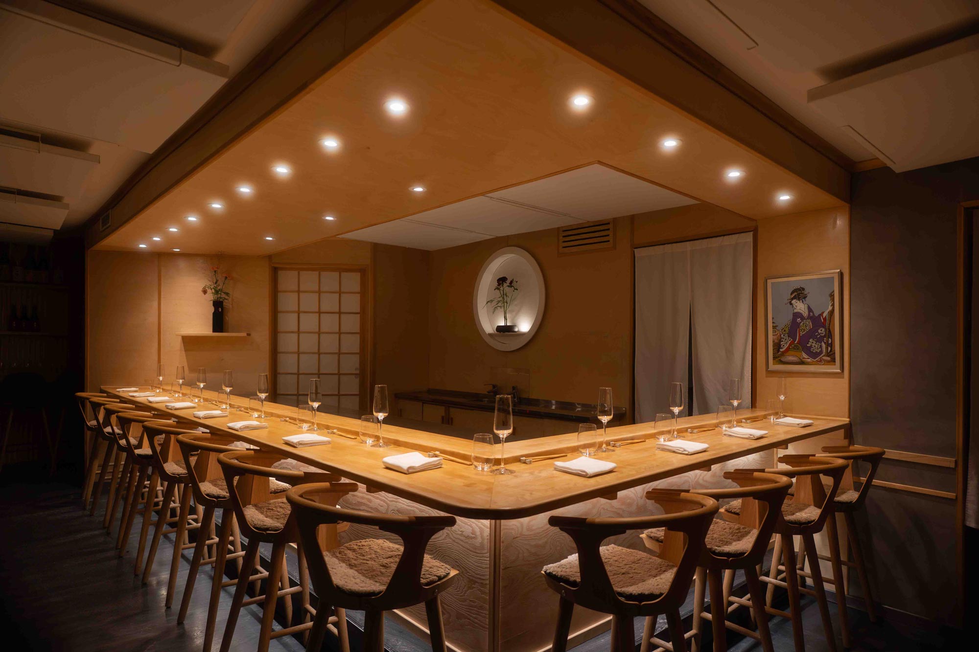 Koizens bardisk reserverad för VIP-bokningar